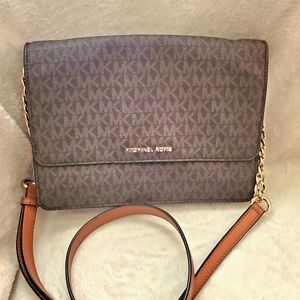 Michael Kors crossbody purse
